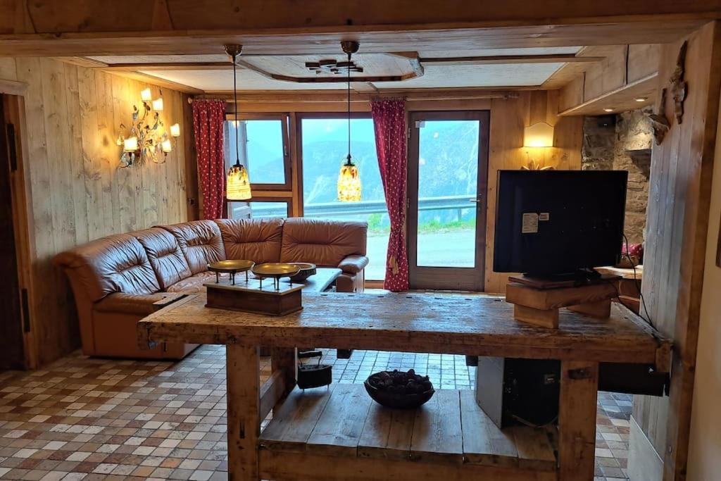La Taverna Dei Folletti Valle di Cadore Exterior foto